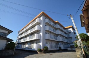 日山マンション外観写真