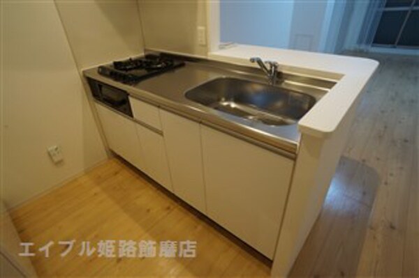 キッチン(写真は反転のお部屋です)
