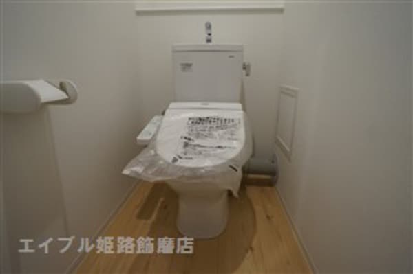 トイレ(写真は反転のお部屋です)