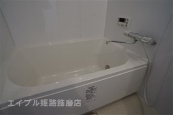 バス・シャワールーム(写真は反転のお部屋です)