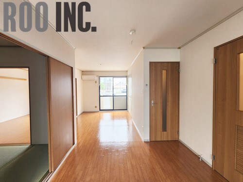 物件内観写真9　(写真は反転のお部屋です)