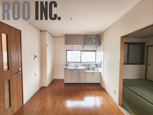 物件内観写真12　(写真は反転のお部屋です)