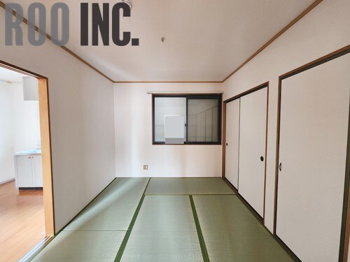 物件内観写真27　(写真は反転のお部屋です)