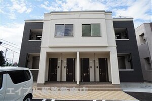 Ｗｅｓｔ　ＨｏｕｓｅⅡ外観写真