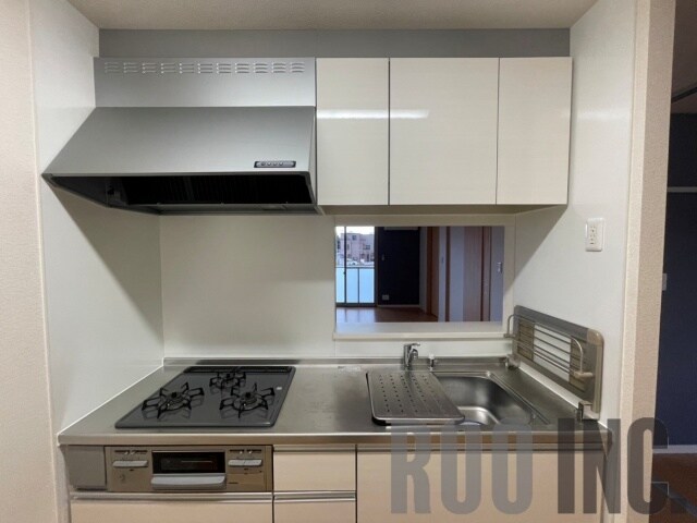 物件内観写真8　(写真は反転のお部屋です)