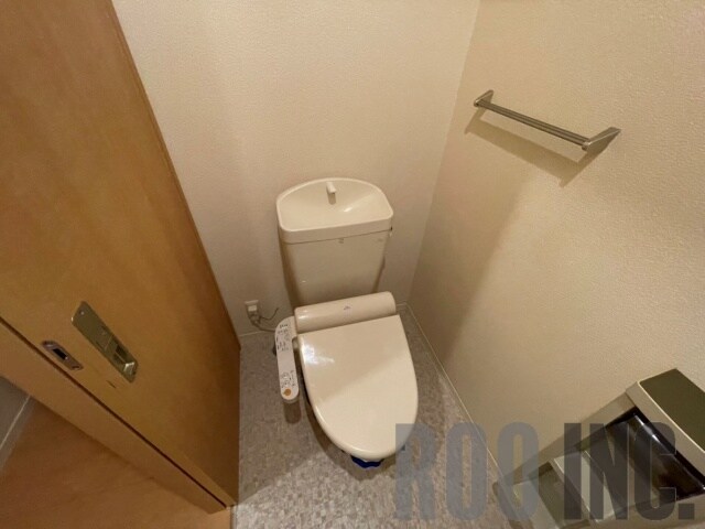 物件内観写真11　(写真は反転のお部屋です)