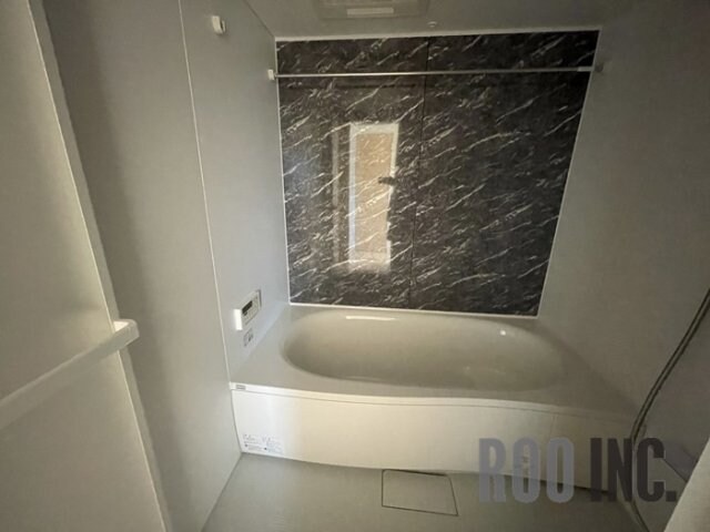 物件内観写真11　(写真は反転のお部屋です)