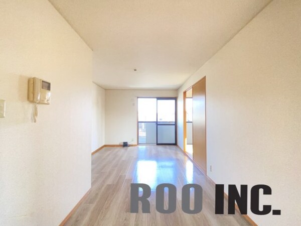 居室・リビング(写真は反転のお部屋です)