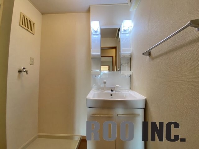 物件内観写真14　(写真は反転のお部屋です)