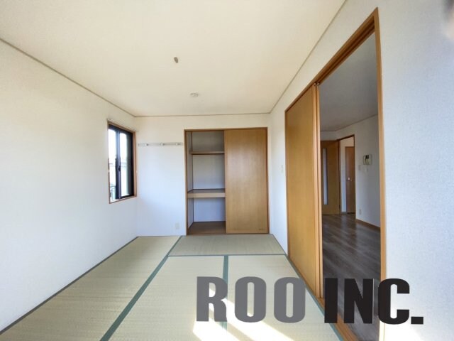 物件内観写真25　(写真は反転のお部屋です)