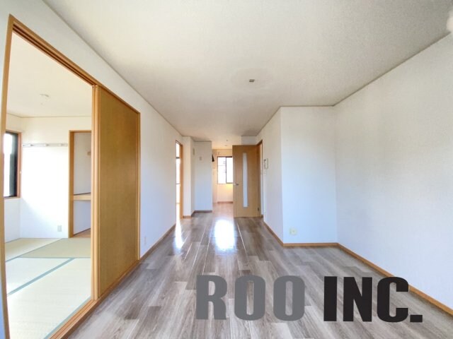 物件内観写真26　(写真は反転のお部屋です)