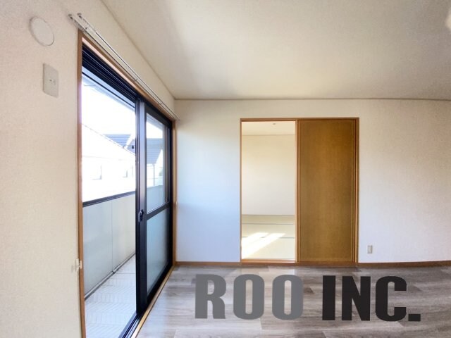 物件内観写真27　(写真は反転のお部屋です)