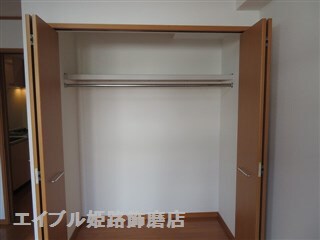 物件内観写真8　(写真は反転のお部屋です)