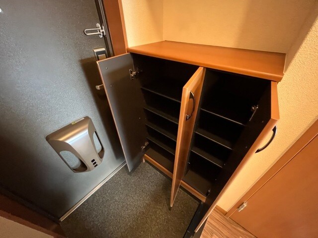 物件内観写真17　(写真は反転のお部屋です)