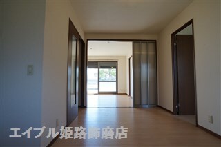 物件内観写真9　(写真は反転のお部屋です)