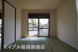 物件内観写真12　(写真は反転のお部屋です)