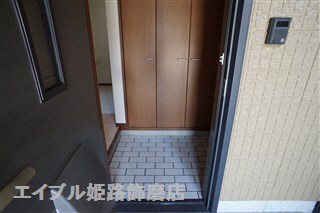 物件内観写真17　(写真は反転のお部屋です)