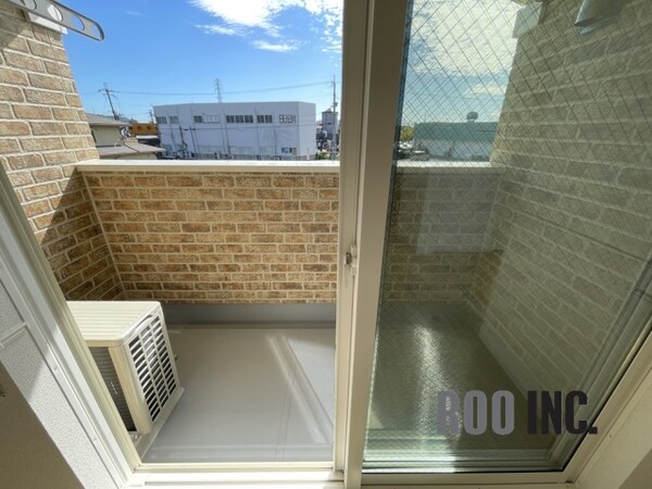 バルコニー(写真は反転のお部屋です)