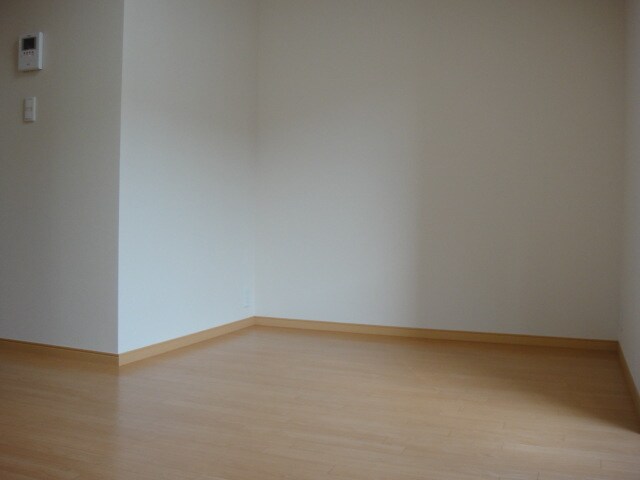 物件内観写真7　(写真は反転のお部屋です)