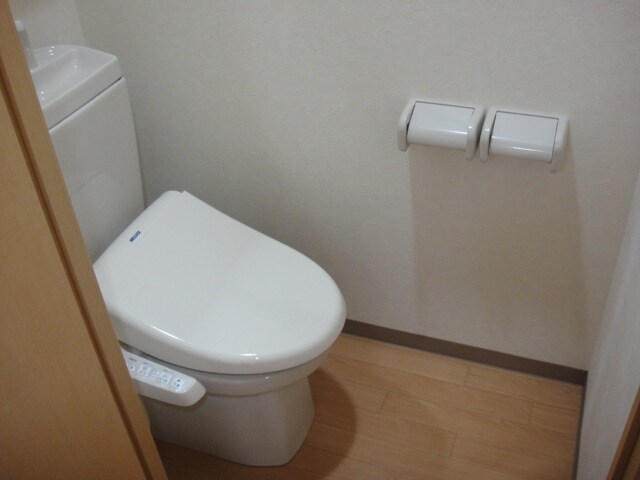 物件内観写真8　(写真は反転のお部屋です)