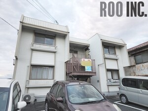 ホワイトハイツ外観写真