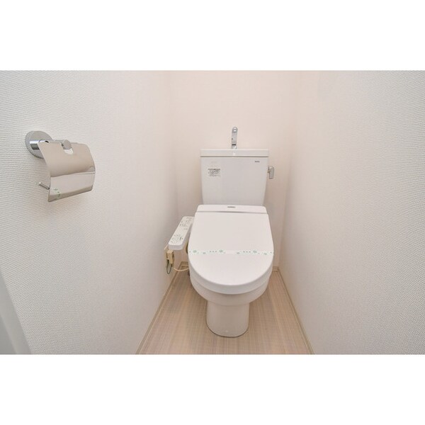 トイレ(清潔感のあるトイレです)
