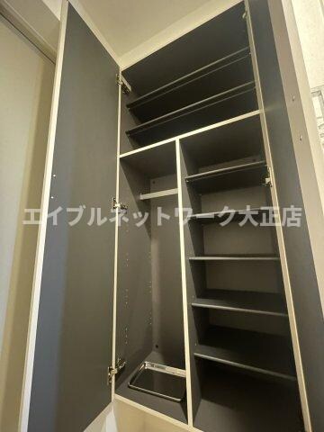 物件内観写真9　(大容量シューズボックス付き)