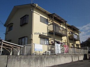 メゾン津々山台A外観写真
