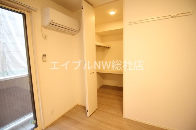 物件内観写真13　(収納)