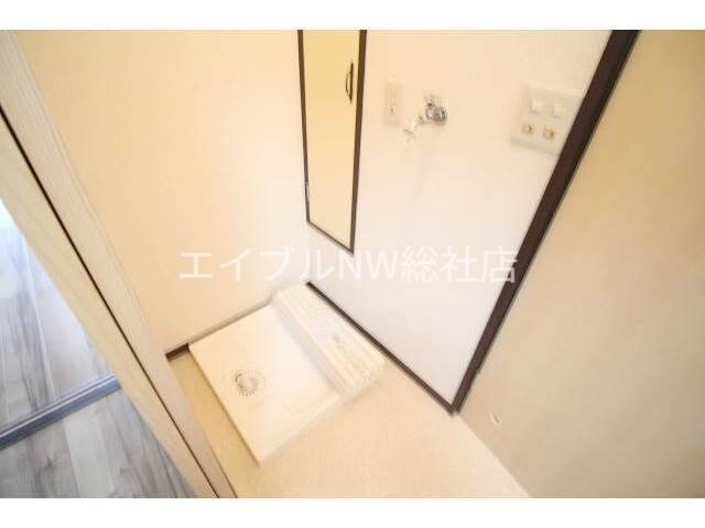 物件内観写真18　(洗濯機置き場)