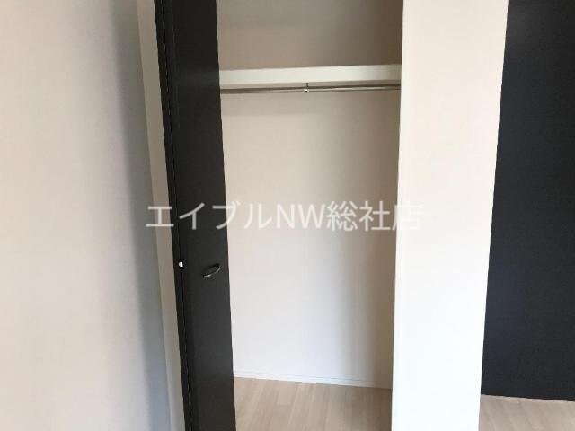 物件内観写真10　(収納)