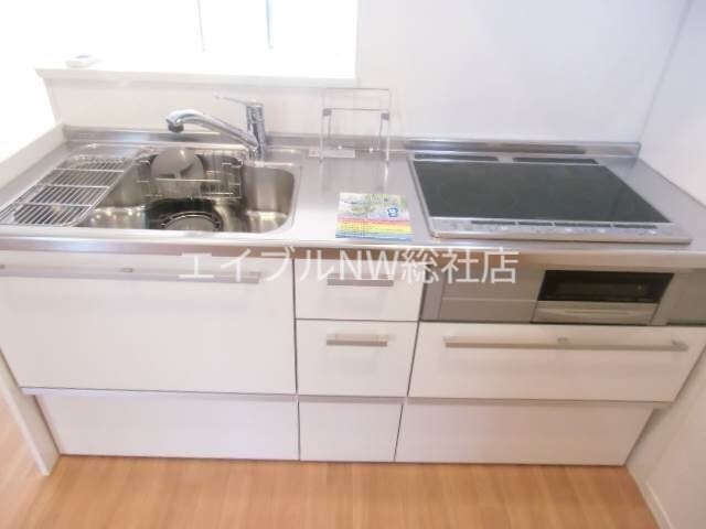 物件内観写真6　(同タイプの部屋画像です)