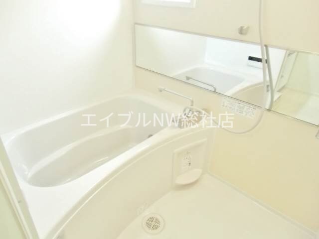 物件内観写真7　(同タイプの部屋画像です)