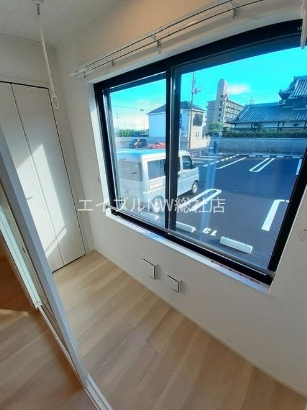 物件内観写真10　(サンルーム)