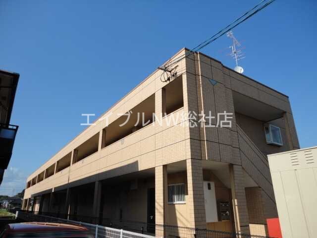 物件外観写真2　(外観写真（昼）)