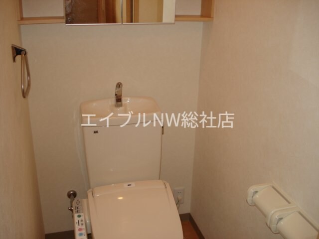 物件内観写真6　(ＷＣ（シャワー付トイレ）)