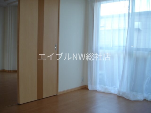 物件内観写真16　(洋室)