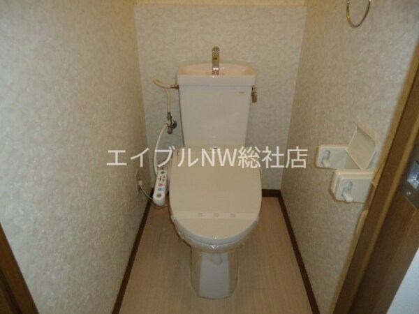 トイレ(シャワー付きトイレ)
