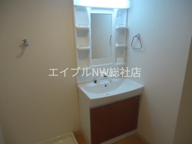 物件内観写真9　(洗髪洗面化粧台)