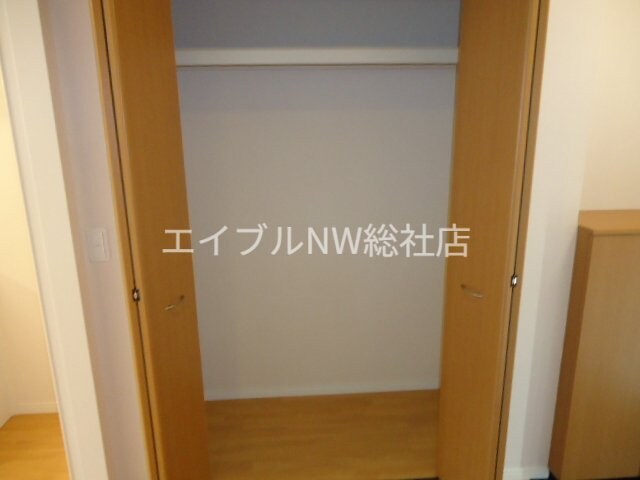 物件内観写真10　(収納)