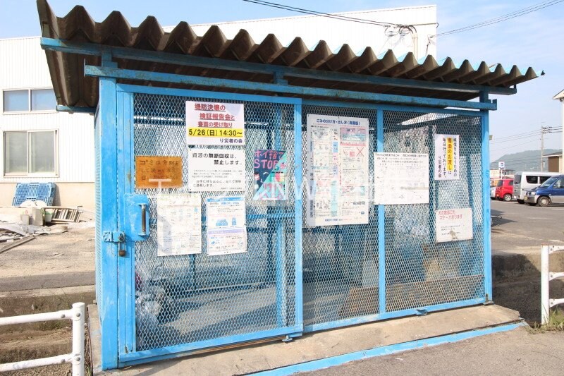 物件外観写真6　(ゴミST)