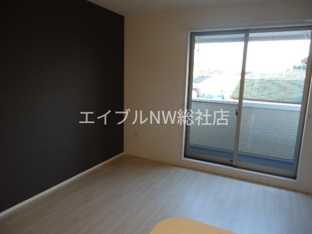 物件内観写真4　(リビング)