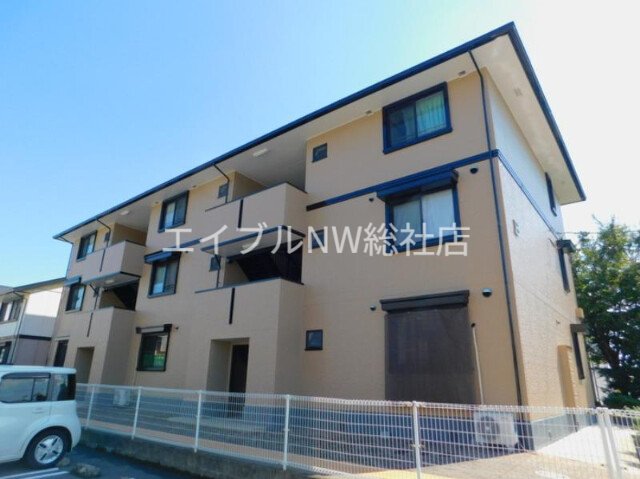 ファミーユ・ヴィラ　Ｂ棟