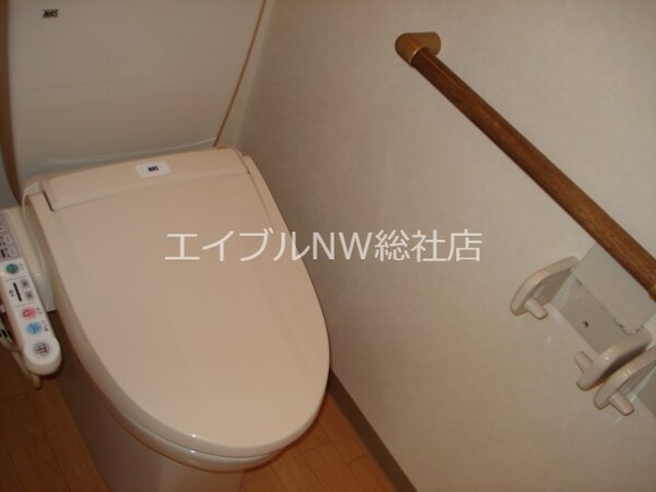 トイレ(ＷＣ（シャワー機能付）)