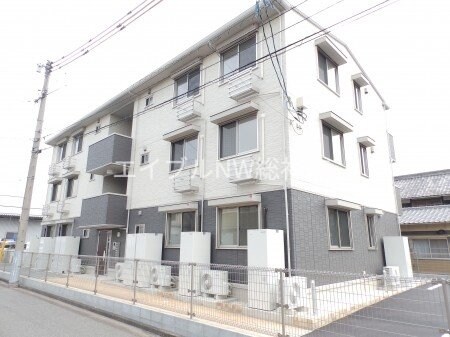 オリーブ外観写真