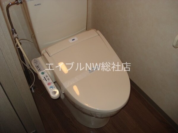 トイレ(シャワー付トイレ)