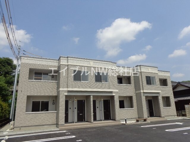 物件外観写真2　(外観写真（昼）)