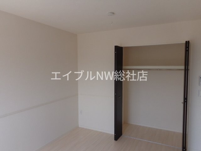 物件内観写真6　(南洋室収納)