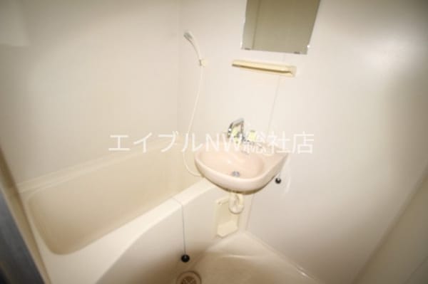 バス／シャワールーム等(バス／シャワールーム等)