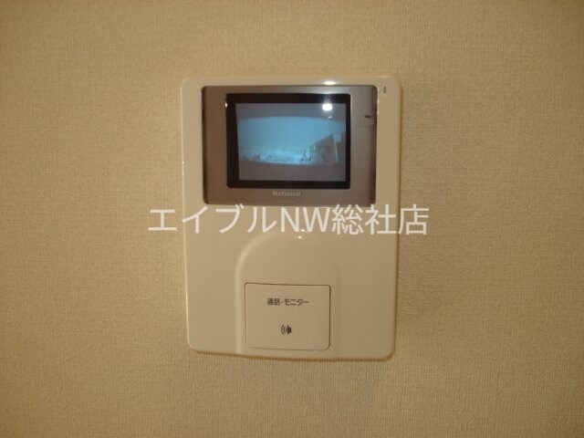 物件内観写真12　(カメラ付インターホン)
